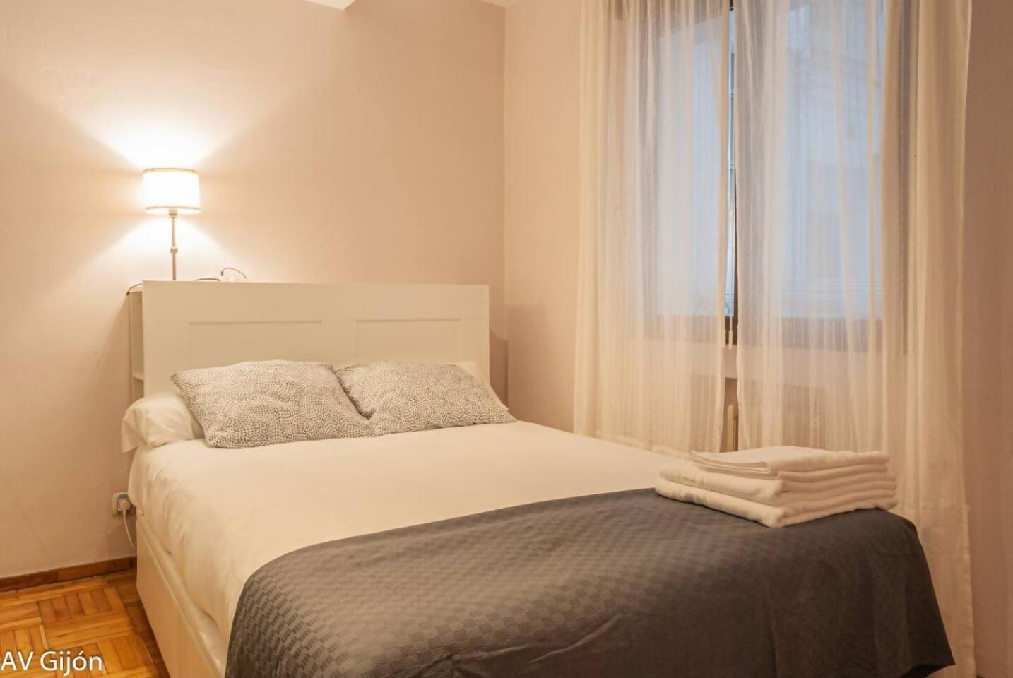Av Aguado 44 Appartement Gijón Buitenkant foto